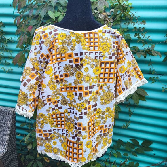 Refashioned Vintage Top (M/L) brown and orange 70's fashion pattern - Picture 4 of 4